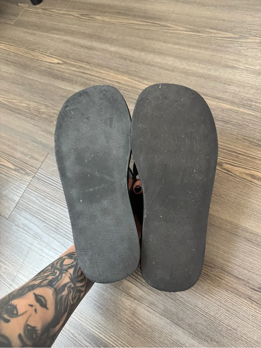 Tony Bianco Black Ives Toe-Post Sandal